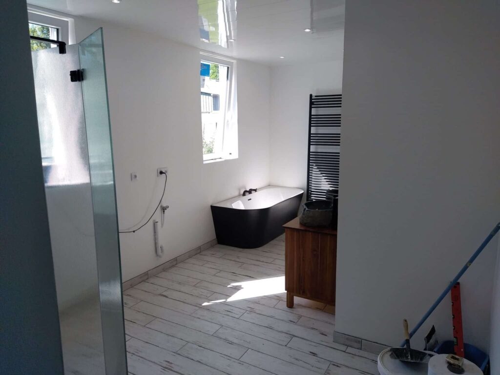 Chantier de rénovation salle de bain à Amiens par Lecomte Eric
