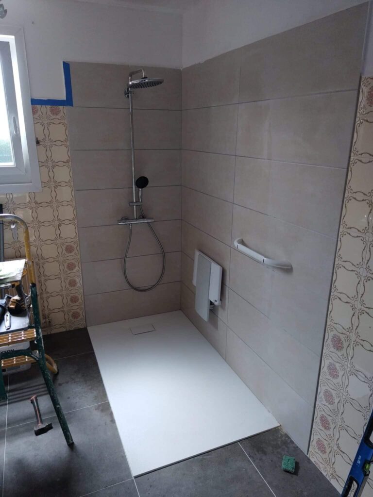 Réalisation salle de bain par Lecomte Eric à Amiens