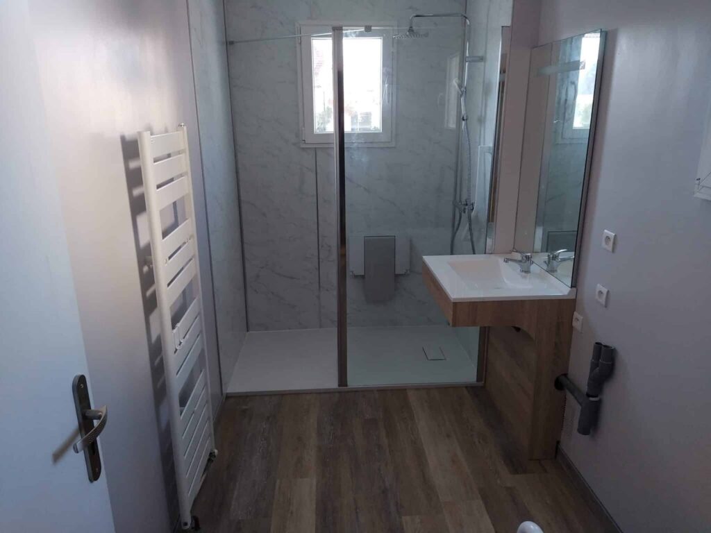 Projet de salle de bain réalisé à Amiens par Lecomte Eric